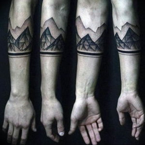 Фото тату горы на предплечье 23.07.2019 №047 - forearm mountain tattoo - tattoo-photo.ru