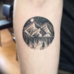Фото тату горы на предплечье 23.07.2019 №059 - forearm mountain tattoo - tattoo-photo.ru