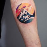 Фото тату горы на предплечье 23.07.2019 №062 - forearm mountain tattoo - tattoo-photo.ru