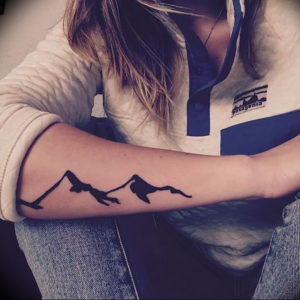 Фото тату горы на предплечье 23.07.2019 №107 - forearm mountain tattoo - tattoo-photo.ru