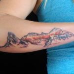 Фото тату горы на предплечье 23.07.2019 №108 - forearm mountain tattoo - tattoo-photo.ru