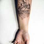 Фото тату горы на руке 23.07.2019 №028 - mountain tattoo on hand - tattoo-photo.ru