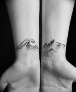 Фото тату горы на руке 23.07.2019 №035 - mountain tattoo on hand - tattoo-photo.ru