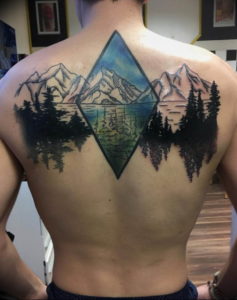 Фото тату горы на спине 23.07.2019 №011 - mountain tattoo on the back - tattoo-photo.ru