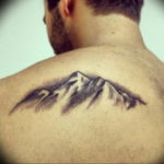 Фото тату горы на спине 23.07.2019 №014 - mountain tattoo on the back - tattoo-photo.ru