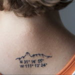 Фото тату горы на спине 23.07.2019 №025 - mountain tattoo on the back - tattoo-photo.ru