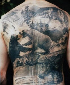 Фото тату горы на спине 23.07.2019 №035 - mountain tattoo on the back - tattoo-photo.ru
