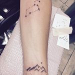 Фото тату созвездие на руке 12.07.2019 №015 - tattoo constellation on arm - tattoo-photo.ru