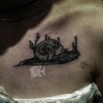 Фото тату улитка 28.07.2019 №026 - snail tattoo - tattoo-photo.ru