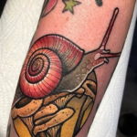 Фото тату улитка 28.07.2019 №068 - snail tattoo - tattoo-photo.ru