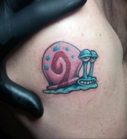 Фото тату улитка 28.07.2019 №117 — snail tattoo — tattoo-photo.ru