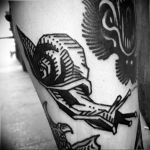 Фото тату улитка 28.07.2019 №143 - snail tattoo - tattoo-photo.ru