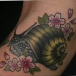 Фото тату улитка 28.07.2019 №158 - snail tattoo - tattoo-photo.ru