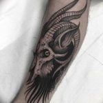 Фото тату череп козла 28.07.2019 №026 - goat skull tattoo - tattoo-photo.ru