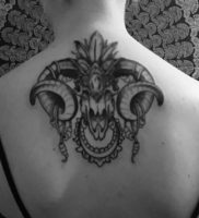 Фото тату череп козла 28.07.2019 №066 — goat skull tattoo — tattoo-photo.ru