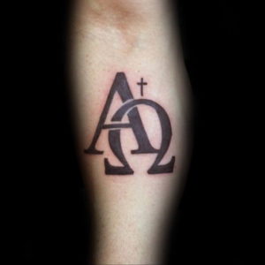 Фото пример альфа и омега тату 13.08.2019 №024 - tattoo alpha beta omeg - tattoo-photo.ru