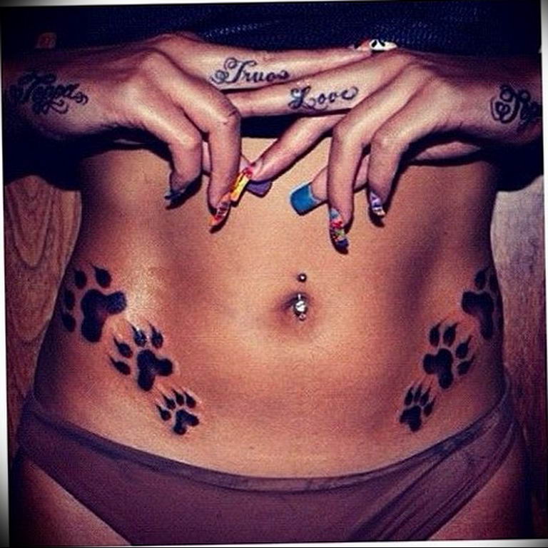 Поделиться этим. № 004 - paw tattoo on the stomach - tattoo-photo.ru. тату....