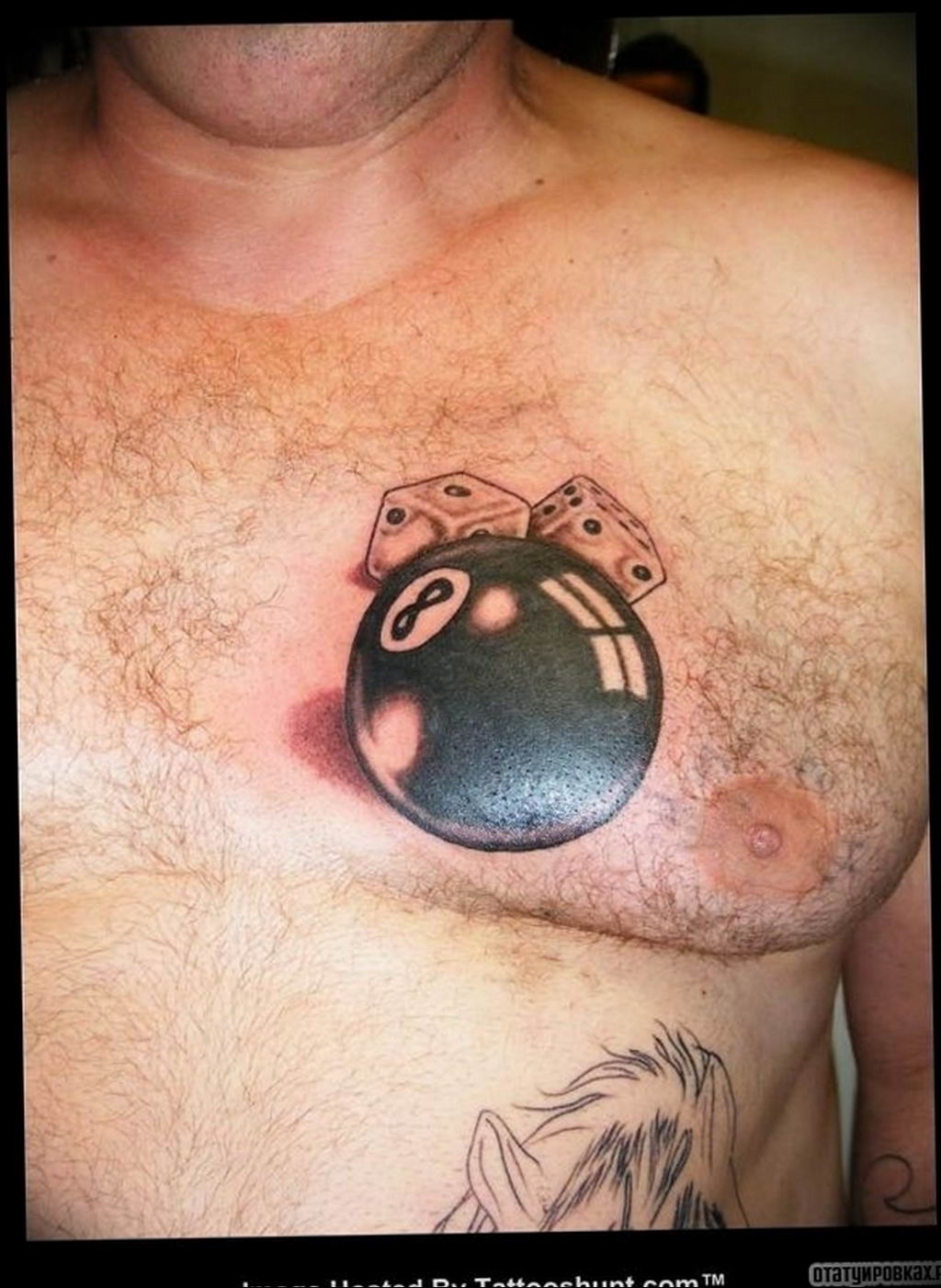 Татуировка бильярдный шар 8