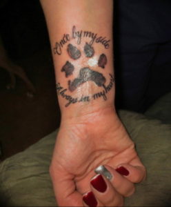 Фото тату лапка собаки 12.08.2019 №067 - dog paw tattoo - tattoo-photo.ru