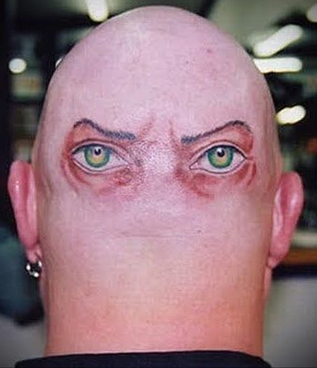 Татуировка глаз на затылке