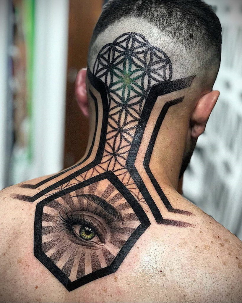 тату глаз на затылке 24.09.2019 №029 -the back of the head tattoo- tattoo-photo.ru