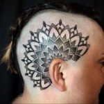 тату лотос на затылке 24.09.2019 №005 -the back of the head tattoo- tattoo-photo.ru