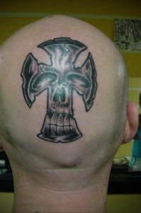 крест на затылке тату 24.09.2019 №003 -the back of the head tattoo- tattoo-photo.ru