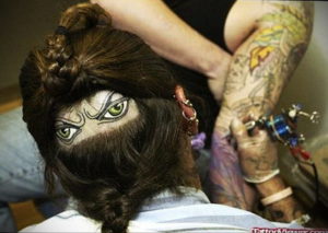 тату глаз на затылке 24.09.2019 №018 -the back of the head tattoo- tattoo-photo.ru