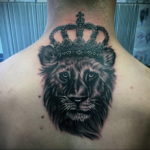 тату корона на затылке 24.09.2019 №003 -the back of the head tattoo- tattoo-photo.ru