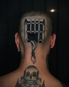 тату на затылке для девушек 24.09.2019 №015 -the back of the head tattoo- tattoo-photo.ru