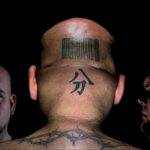 тату на затылке для мужчин 24.09.2019 №022 -the back of the head tattoo- tattoo-photo.ru