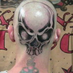 фото татуировки на затылке 24.09.2019 №008 -the back of the head tattoo- tattoo-photo.ru