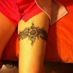 Мехенди на ляжках фото пример 14.02.2020 №217 -Mehendi on thighs- tattoo-photo.ru