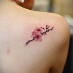 Фото вариант тату сакура для девушки 09.02.2020 №006 -sakura tattoo- tattoo-photo.ru
