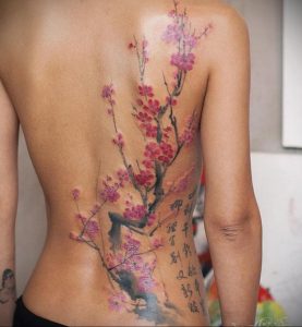 Фото вариант тату с деревом сакуры 09.02.2020 №003 -sakura tattoo- tattoo-photo.ru