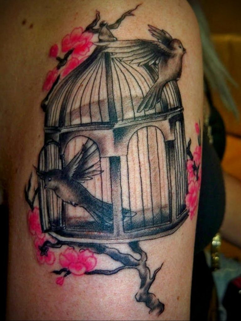 птица вылетает из клетки тату 02.01.2019 № 017 -bird cage tattoo- tattoo-.....