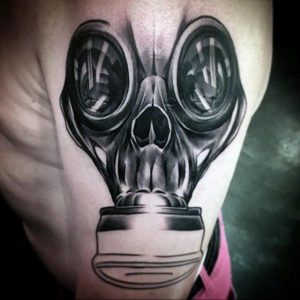 тату череп в противогазе 15.01.2020 №048 -skull tattoo in gas mask- tattoo-photo.ru