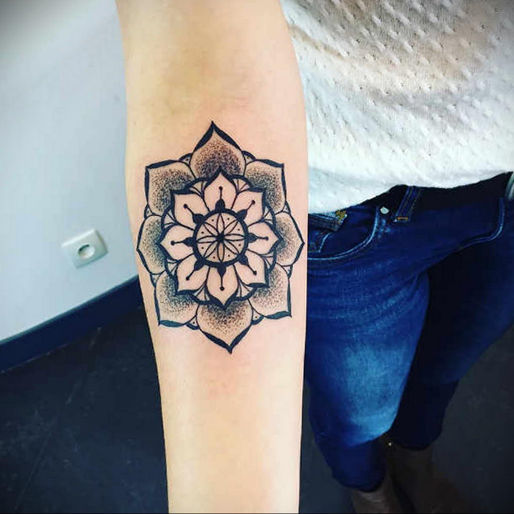 Поделиться этим. для девушек 04.02.2020 № 083. тату. mandala tattoo- tattoo-photo...