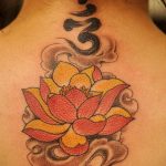 фото тату ом и лотос 08.02.2020 №073 -tattoo om- tattoo-photo.ru
