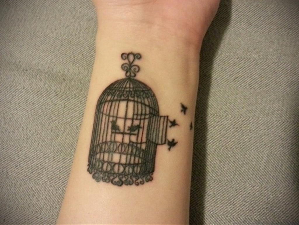 фото тату птица в клетке 02.01.2019 № 003 -bird cage tattoo- tattoo-photo.r...