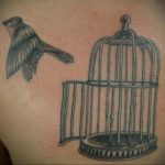 фото тату птица в клетке 02.01.2019 №073 -bird cage tattoo- tattoo-photo.ru