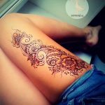 Мехенди на ляжках фото пример 14.02.2020 №038 -Mehendi on thighs- tattoo-photo.ru