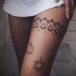 Мехенди на ляжках фото пример 14.02.2020 №085 -Mehendi on thighs- tattoo-photo.ru