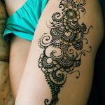 Мехенди на ляжках фото пример 14.02.2020 №171 -Mehendi on thighs- tattoo-photo.ru