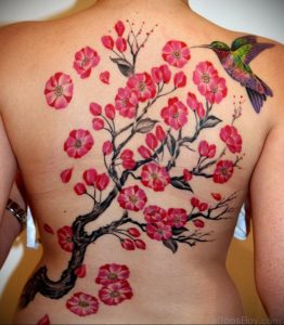 Фото вариант тату сакура для девушки 09.02.2020 №014 -sakura tattoo- tattoo-photo.ru