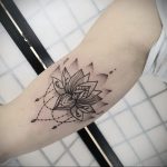 лотос-мандала тату фото пример 04.02.2020 №068 -mandala tattoo- tattoo-photo.ru