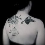 птица вылетает из клетки тату 02.01.2019 №005 -bird cage tattoo- tattoo-photo.ru