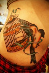 птица вылетает из клетки тату 02.01.2019 №12002 -bird cage tattoo- tattoo-photo.ru