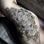 тату мандала на бедре 04.02.2020 №031 -mandala tattoo- tattoo-photo.ru