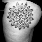 тату мандала на бедре 04.02.2020 №044 -mandala tattoo- tattoo-photo.ru